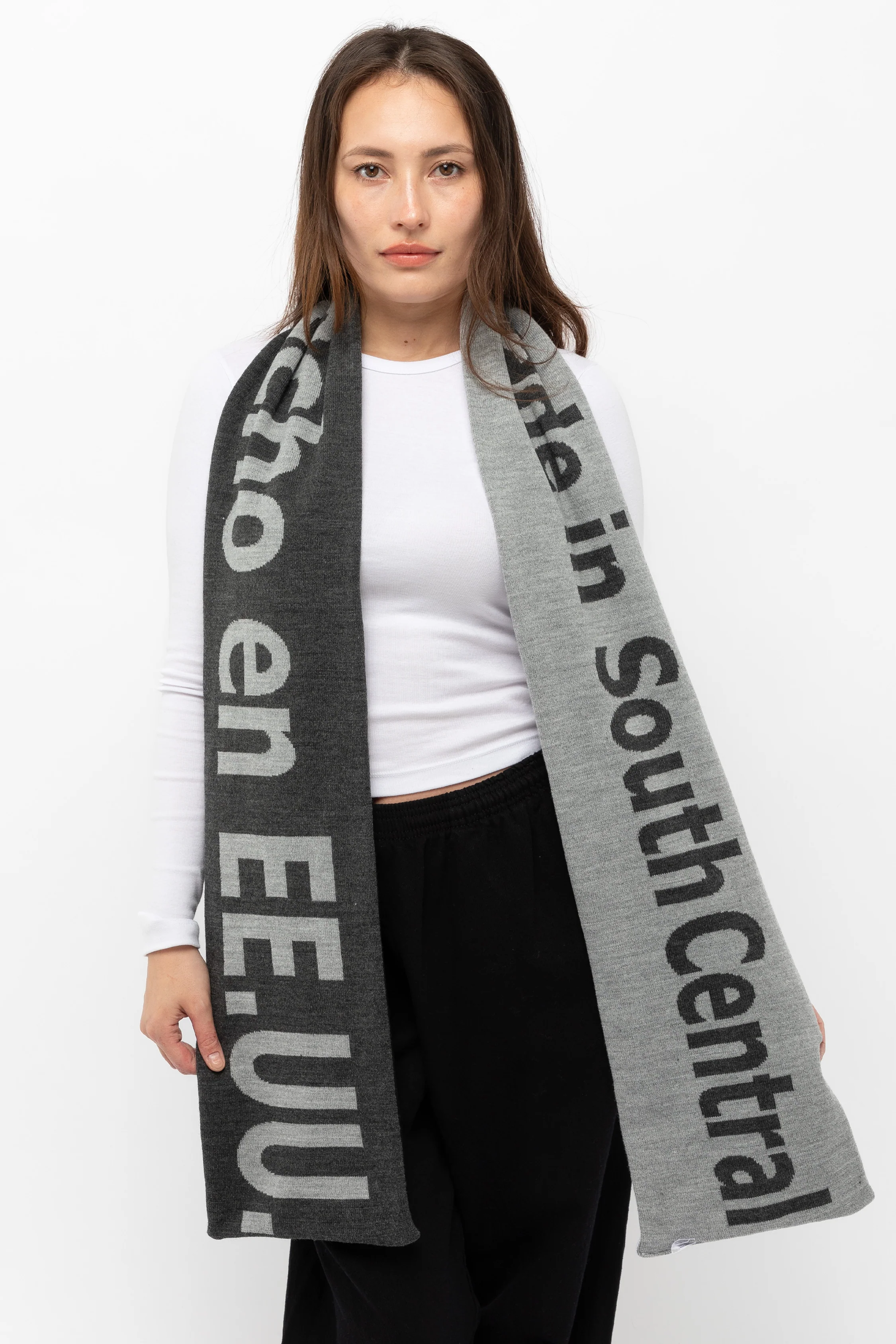 JQSCARF19 - Label Scarf - Image 13
