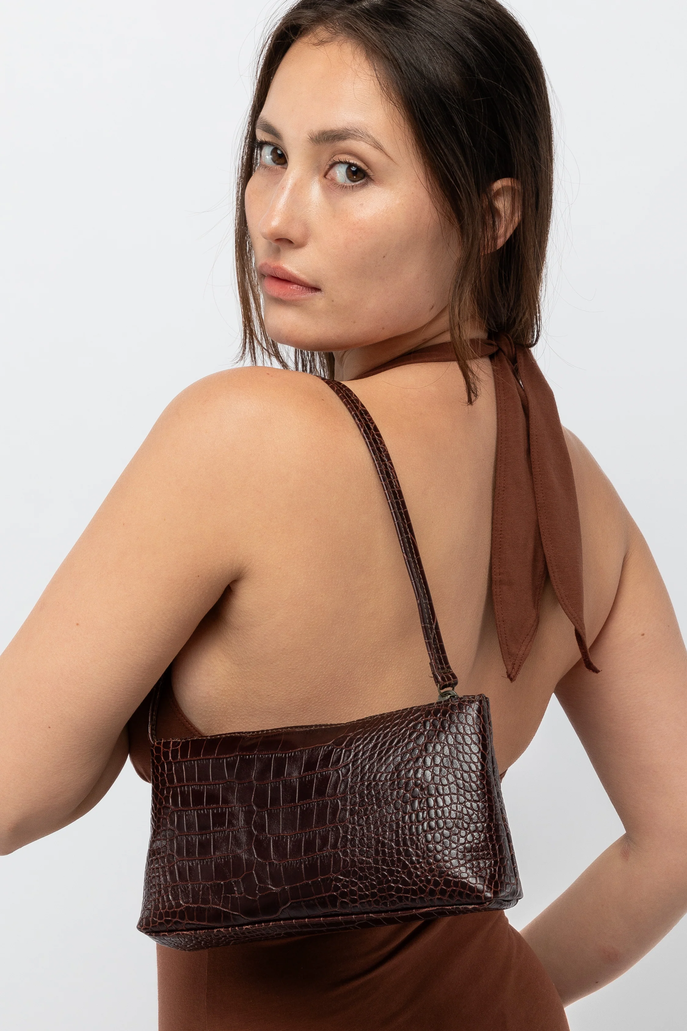 RLH3468 - Leather Zip Pochette - Image 26